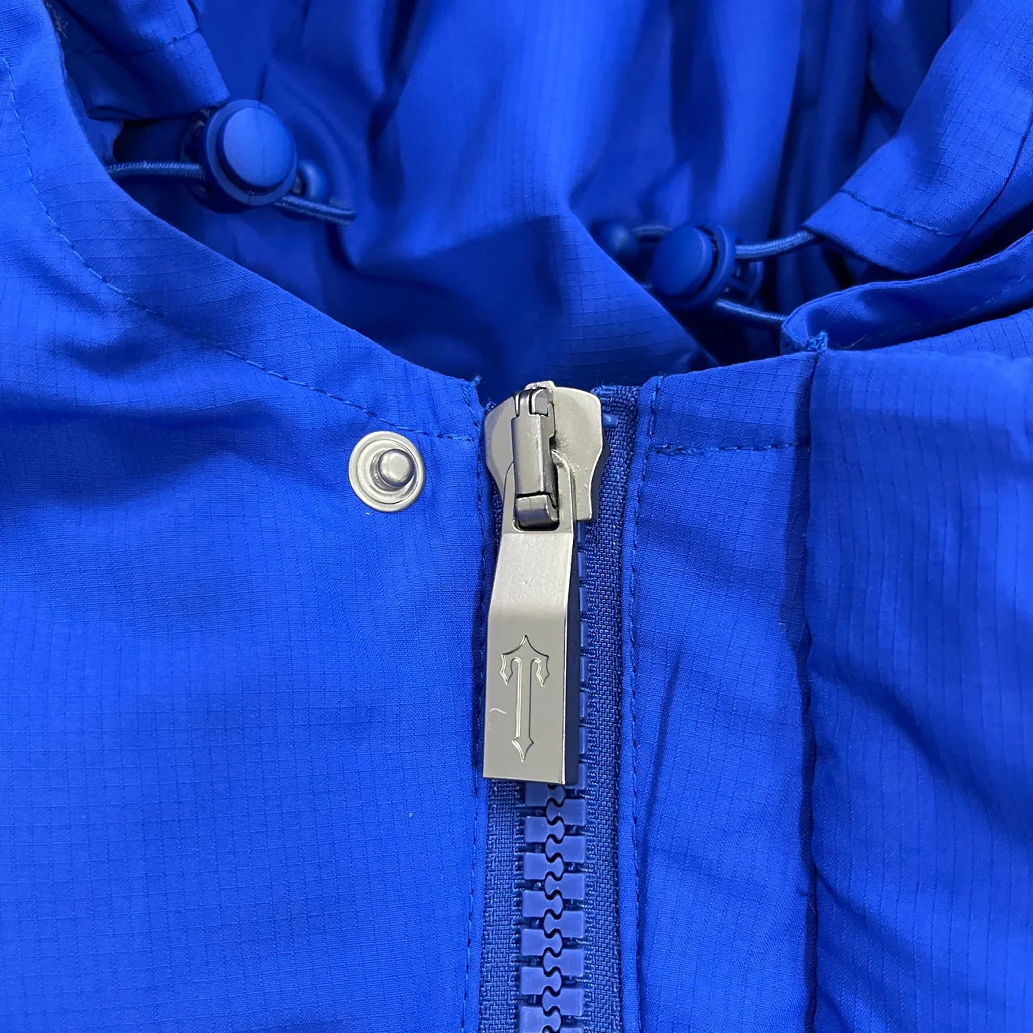 TRAPSTAR DECODED HOODED PUFFER 2.0 (DAZZLING BLUE)