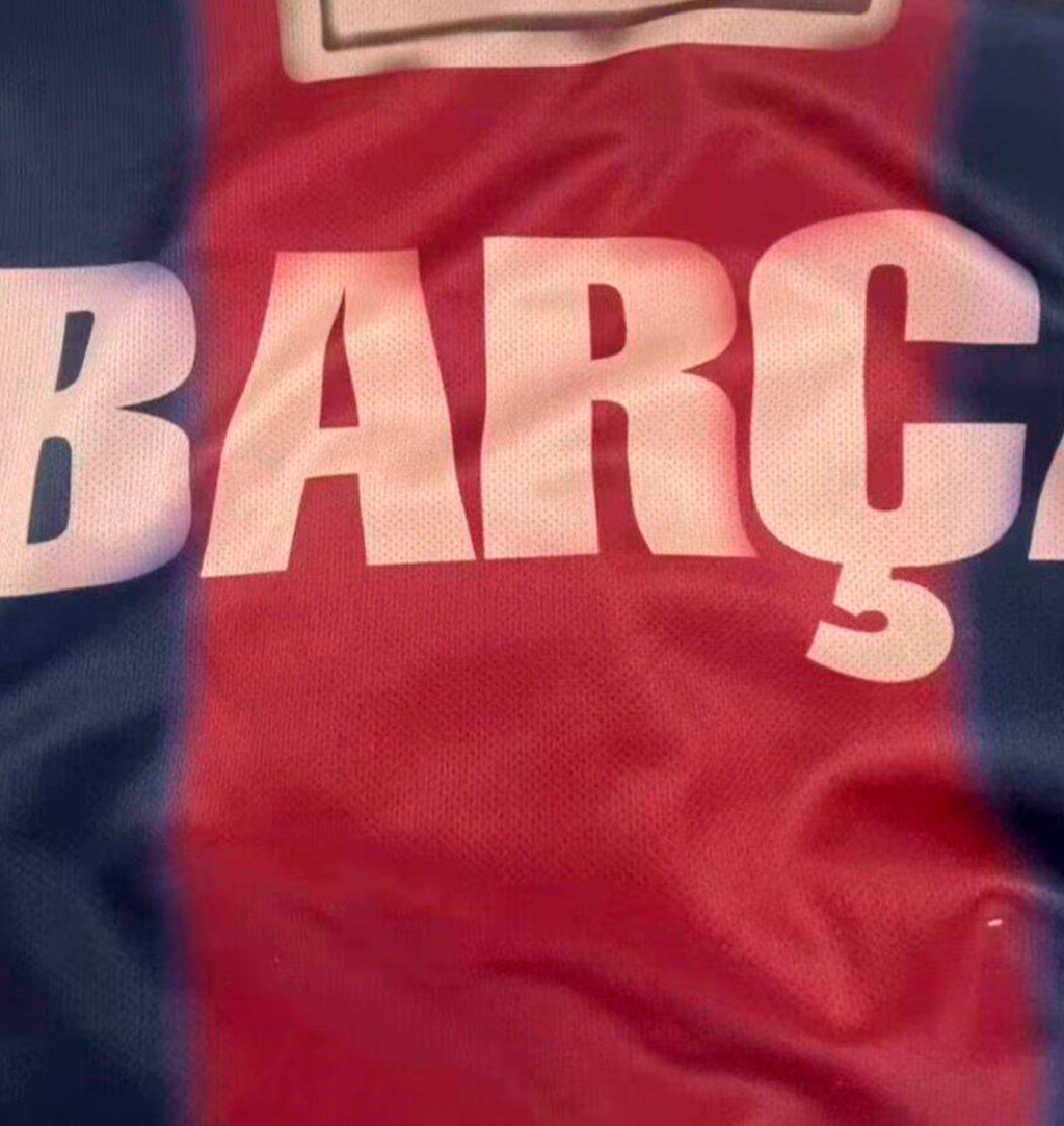 FC BARCELONA RETRO 2000/01 HOME SKELETON JERSEY