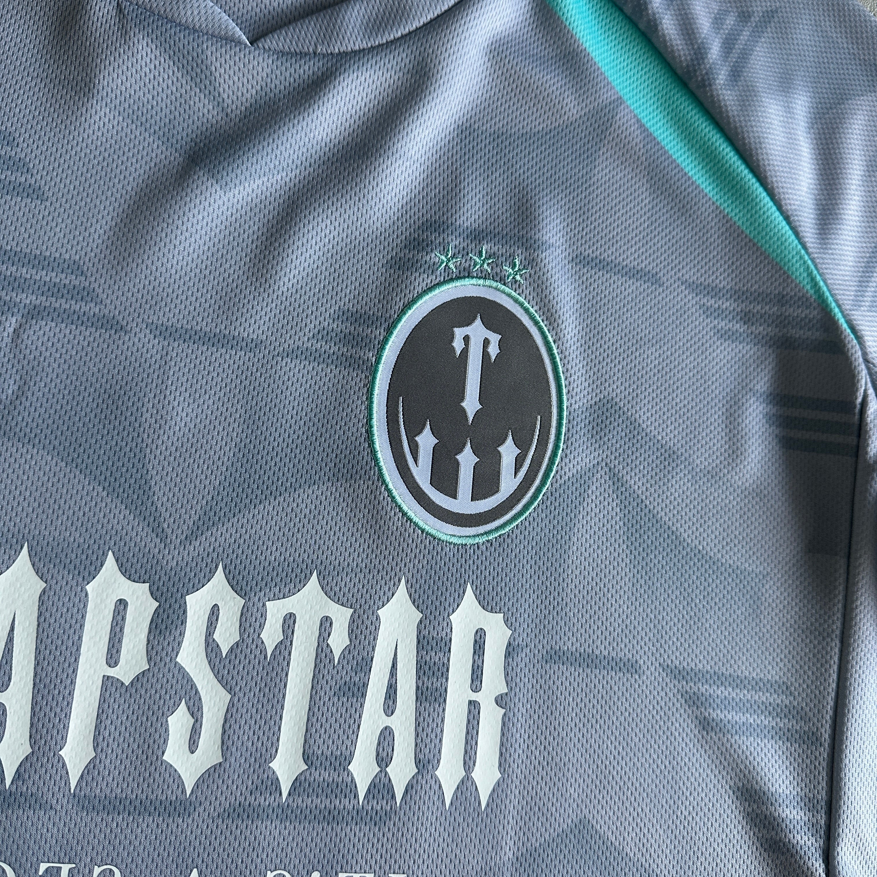 TRAPSTAR IRONGATE FOOTBALL JERSEY (GREY/BLUE)