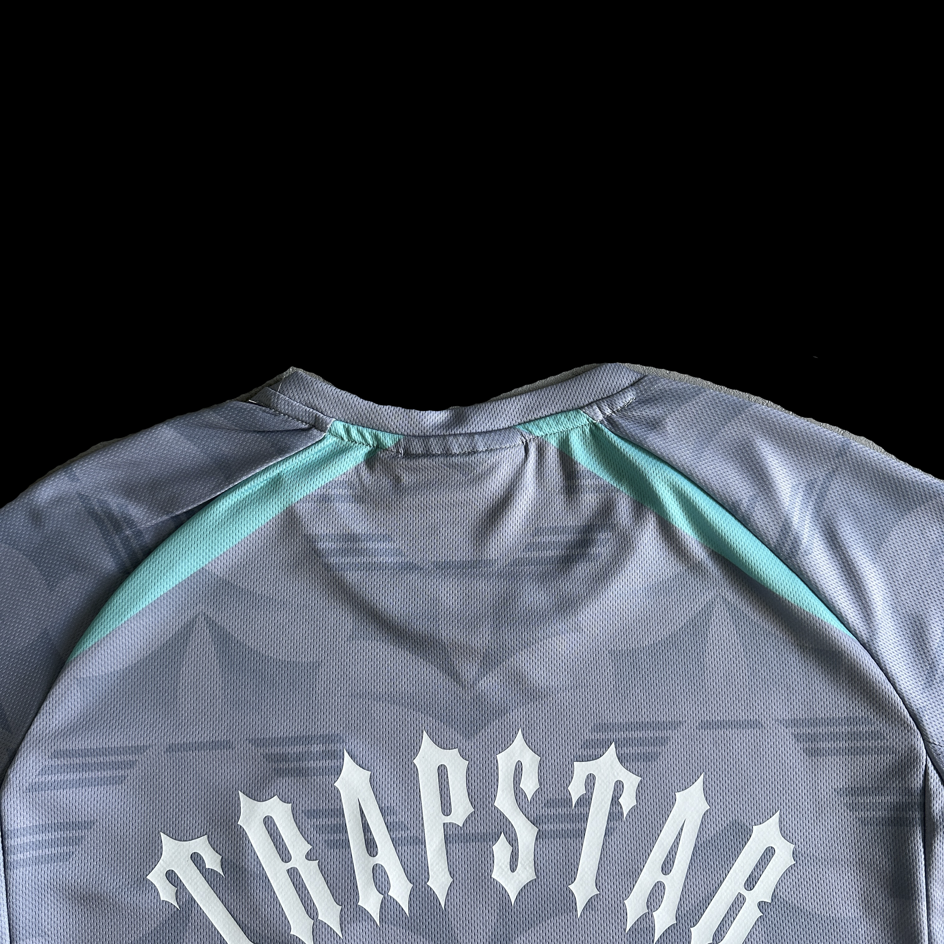 TRAPSTAR IRONGATE FOOTBALL JERSEY (GREY/BLUE)