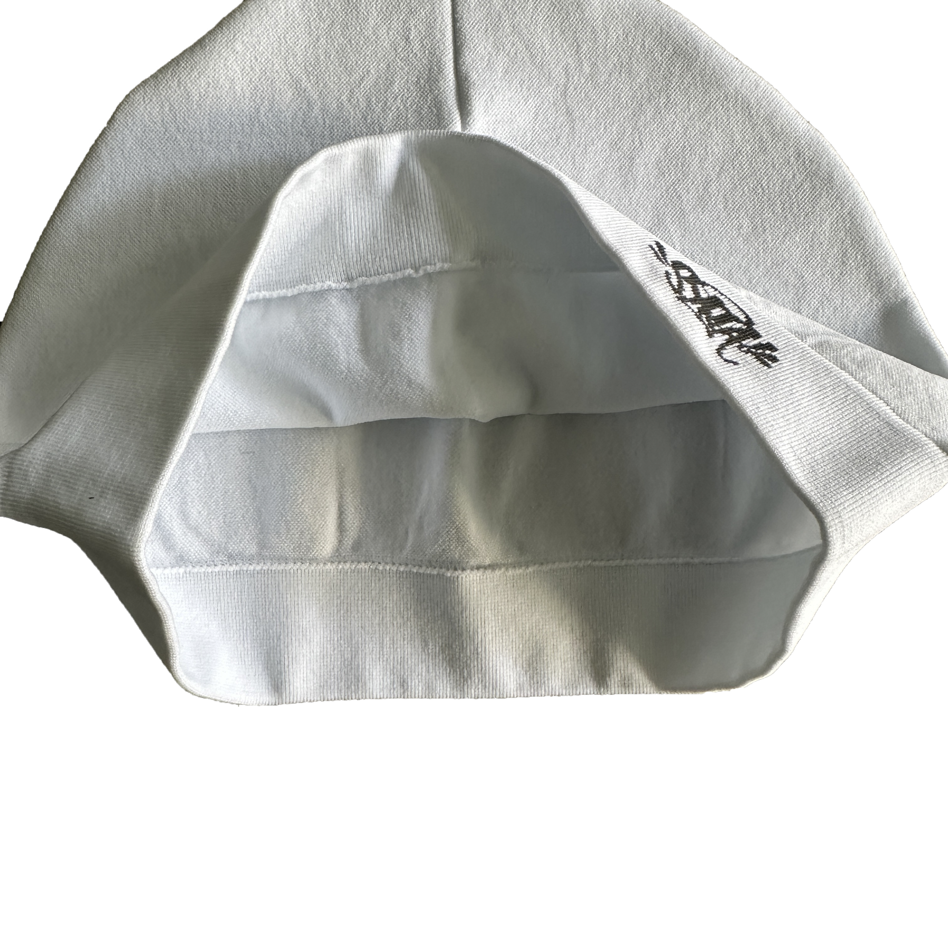 SYNA WORLD SKULL CAP BEANIE (WHITE)