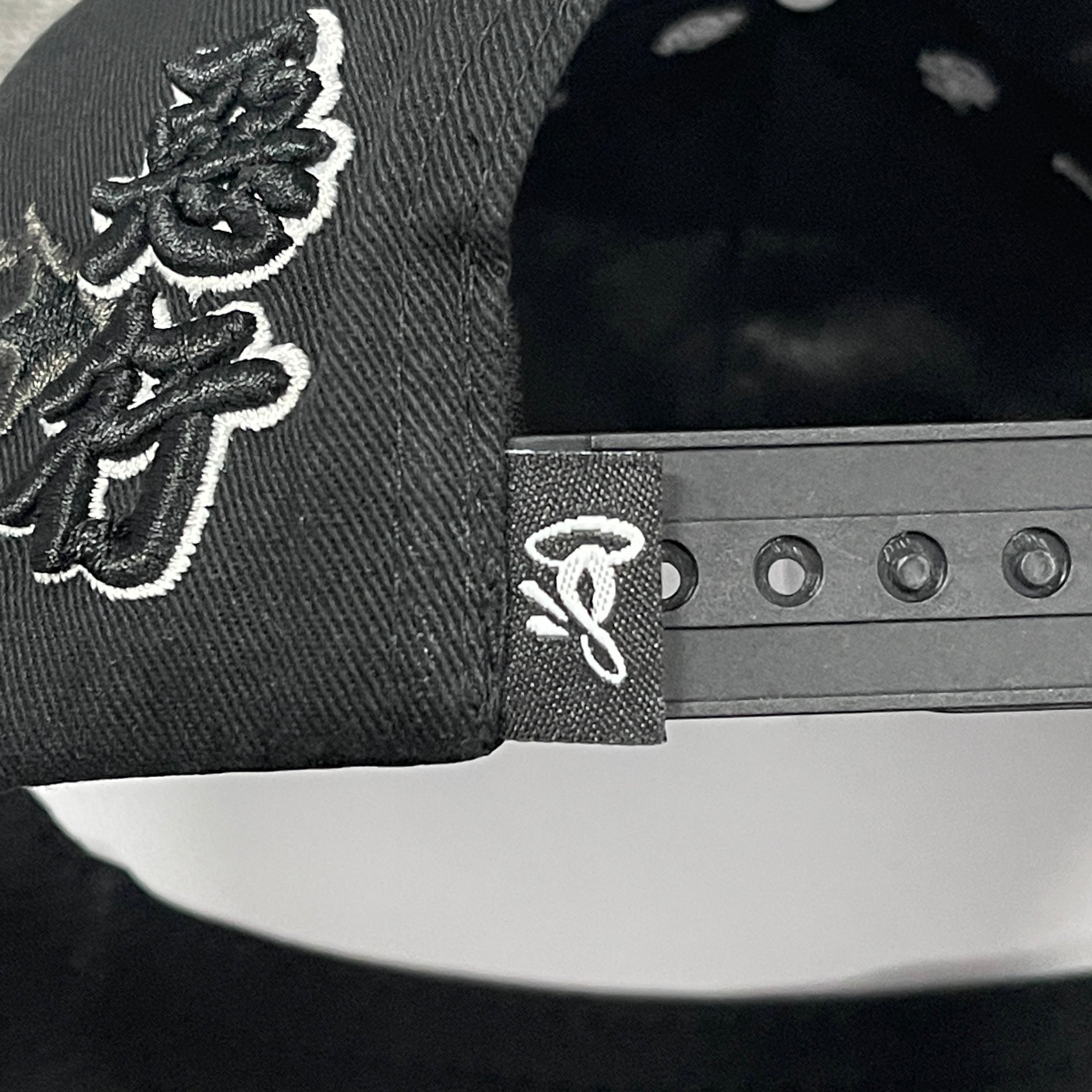 SYNA WORLD STAR CAP (BLACK)