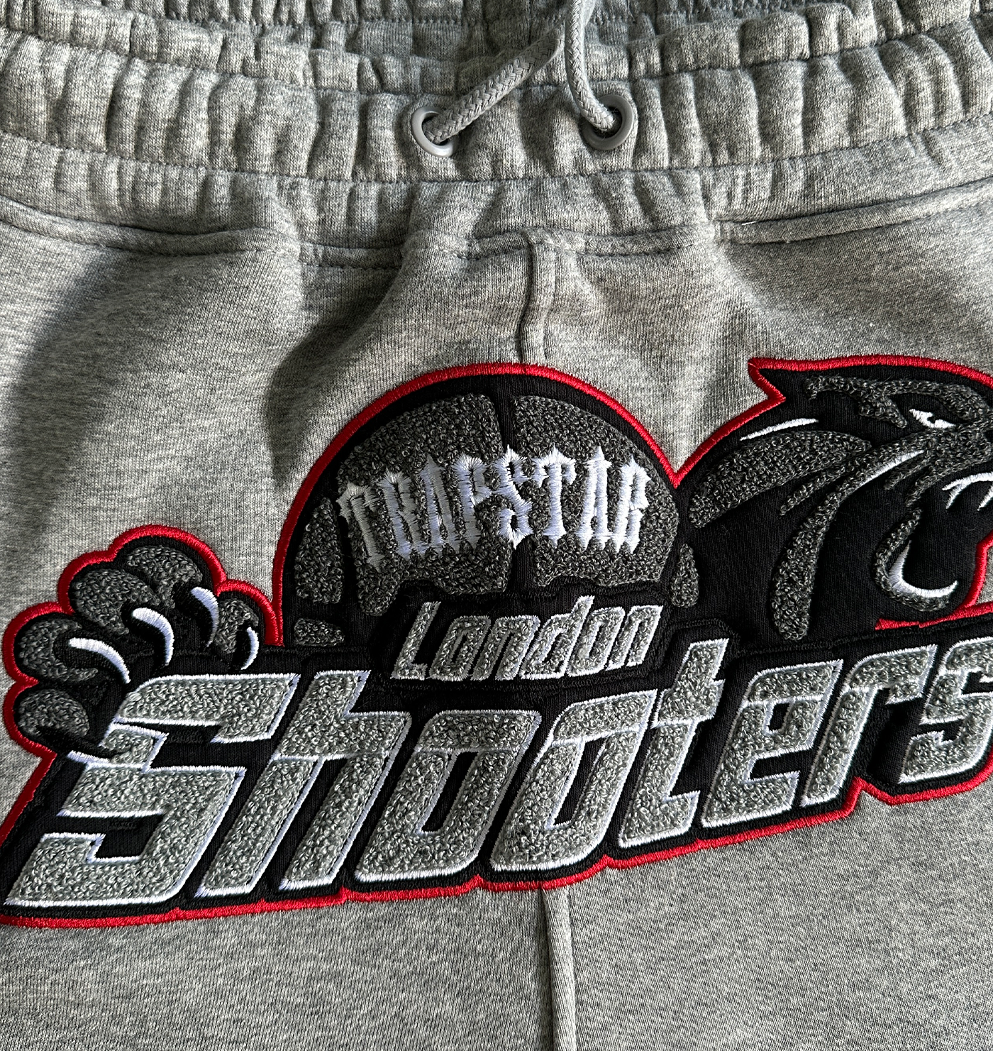 TRAPSTAR TEE & SHORTS SET (WHITE/GREY/RED)