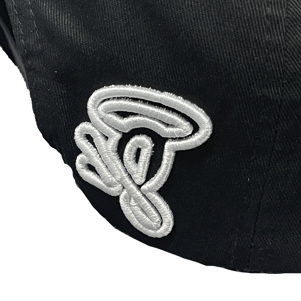 SYNA WORLD STAR CAP (BLACK)