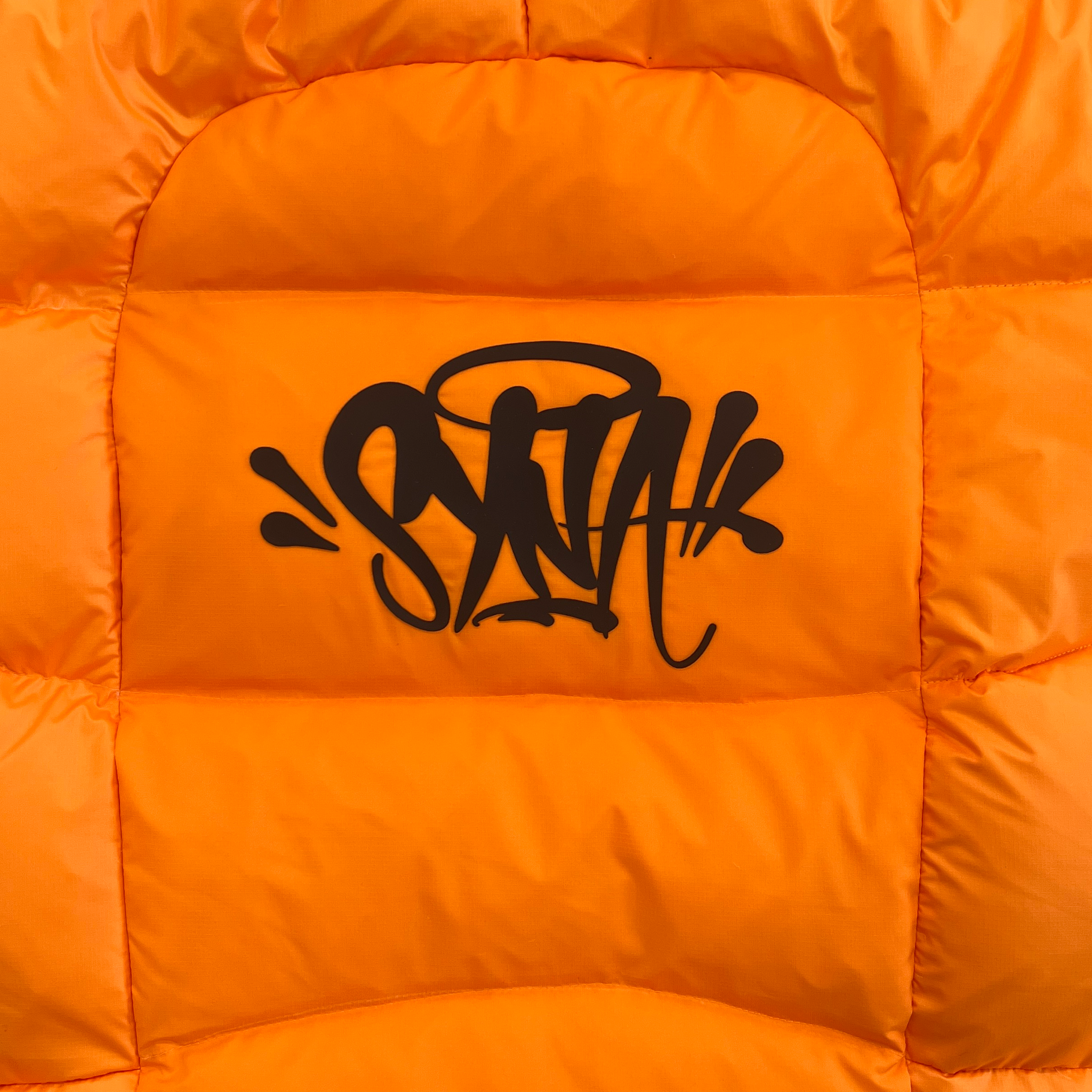 SYNA WORLD WAVE PUFFER JACKET (ORANGE)