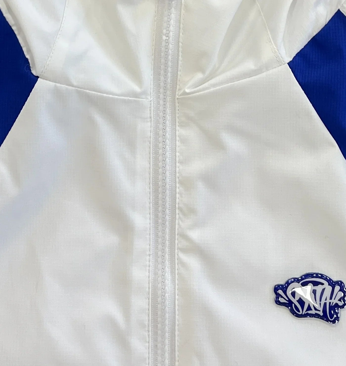 SYNA VORTEX WOVEN JACKET (WHITE/BLUE)