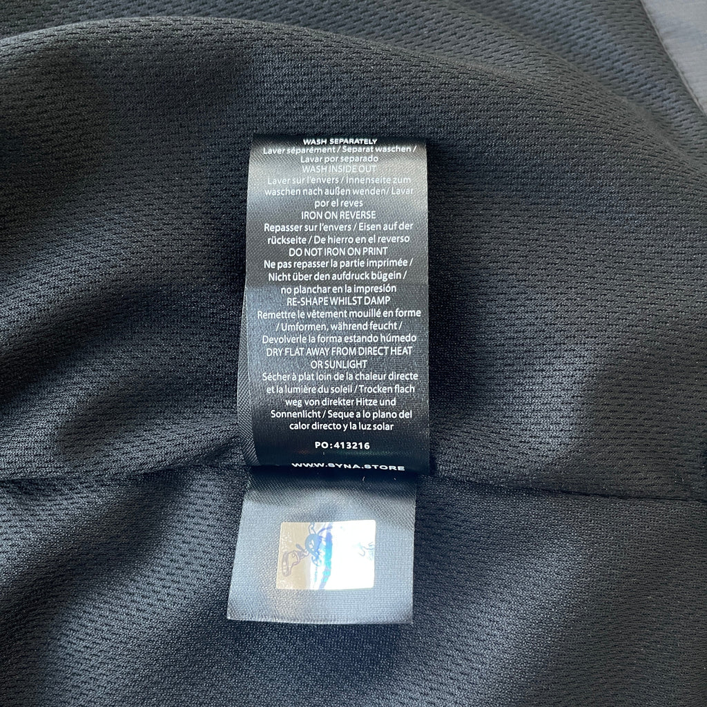 SYNA VORTEX WOVEN JACKET (BLACKOUT)