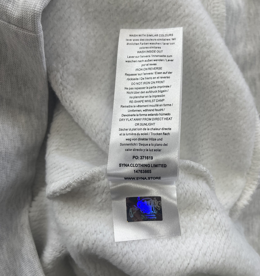 SYNA COLLEGE CREW SWEATER (GREY)