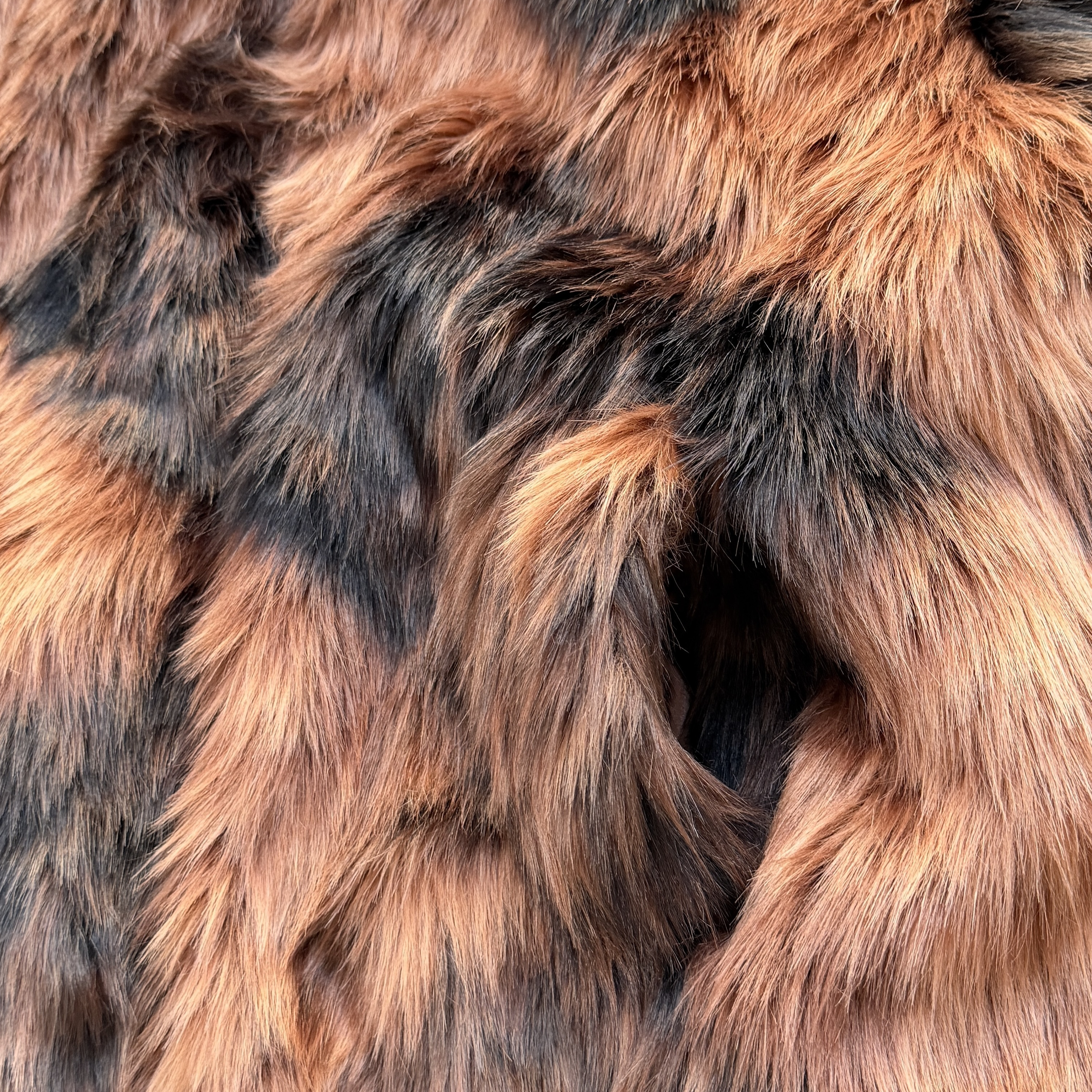 CORTEIZ DIAMOND HOODED FUR JACKET (BROWN)