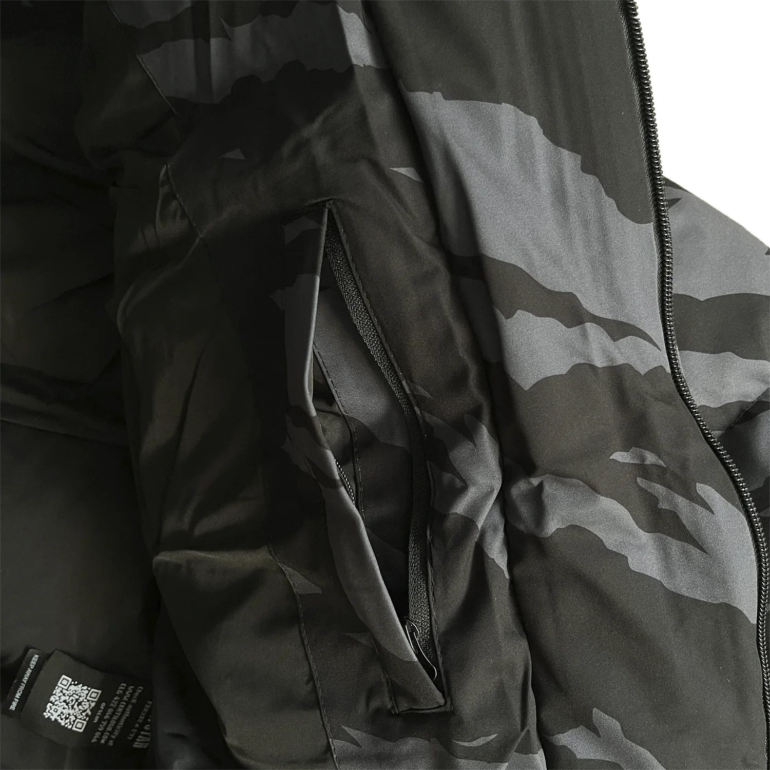 TRAPSTAR HYPERDRIVE TECHNICAL PUFFER (GREY CAMO)